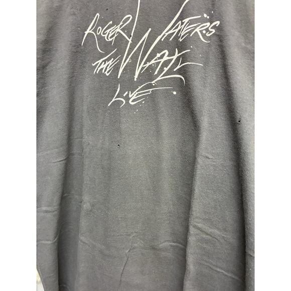 Vintage Hanes Roger Waters Pink Floyd Band Tshirt RDM9999 - AS IS pin holes… - Picture 5 of 11